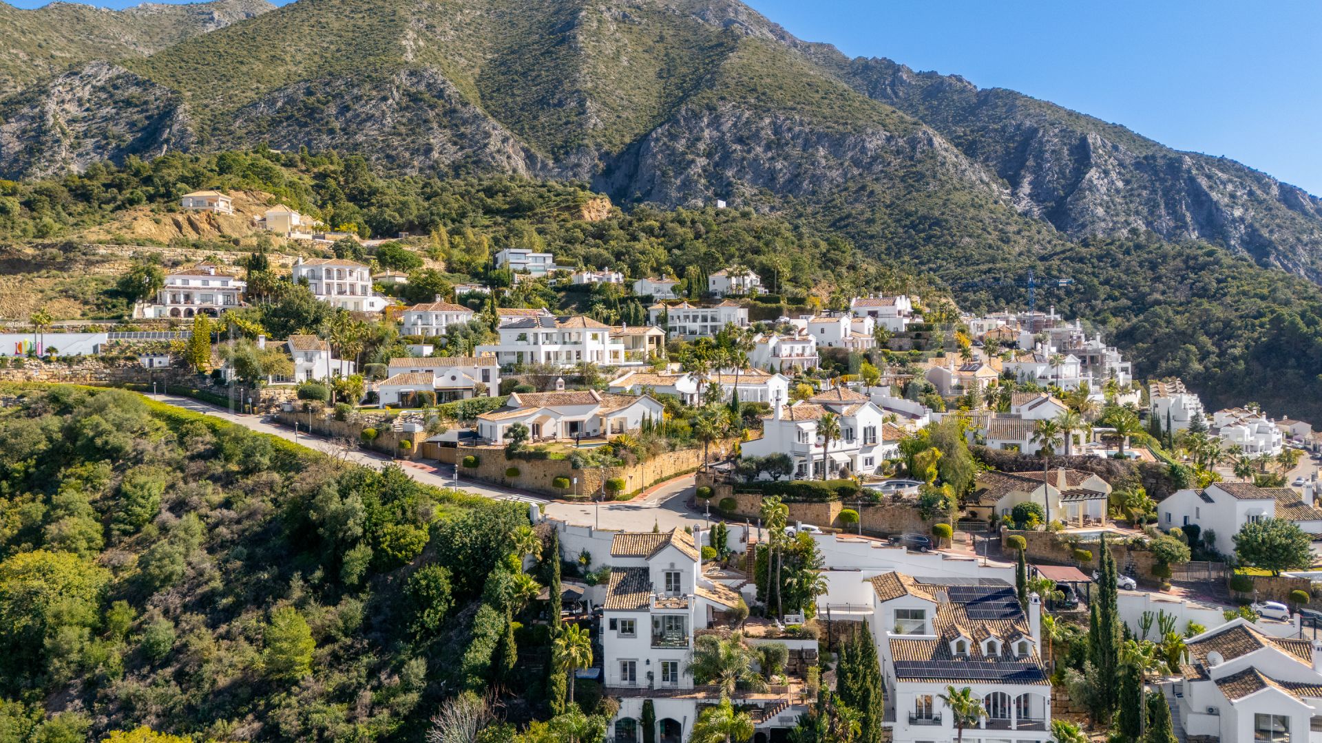 Villa for sale in Istan