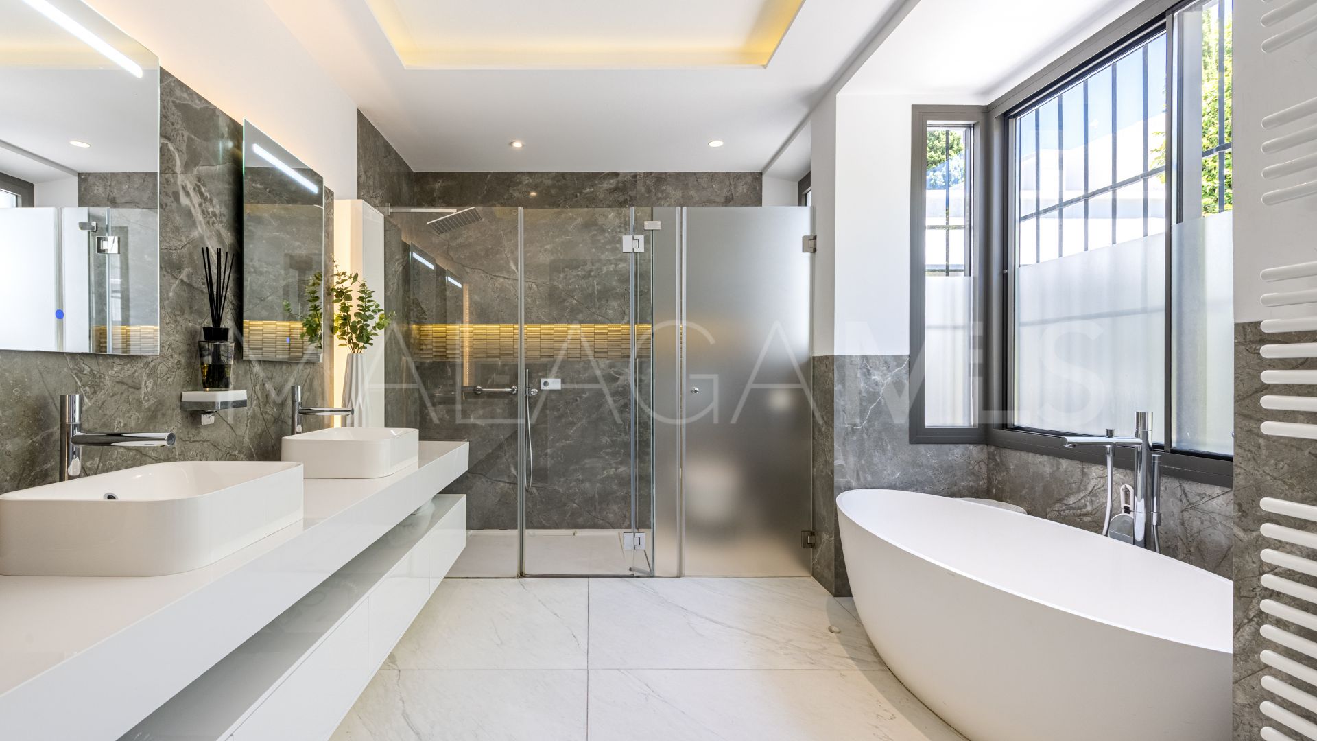 Villa for sale in El Capricho