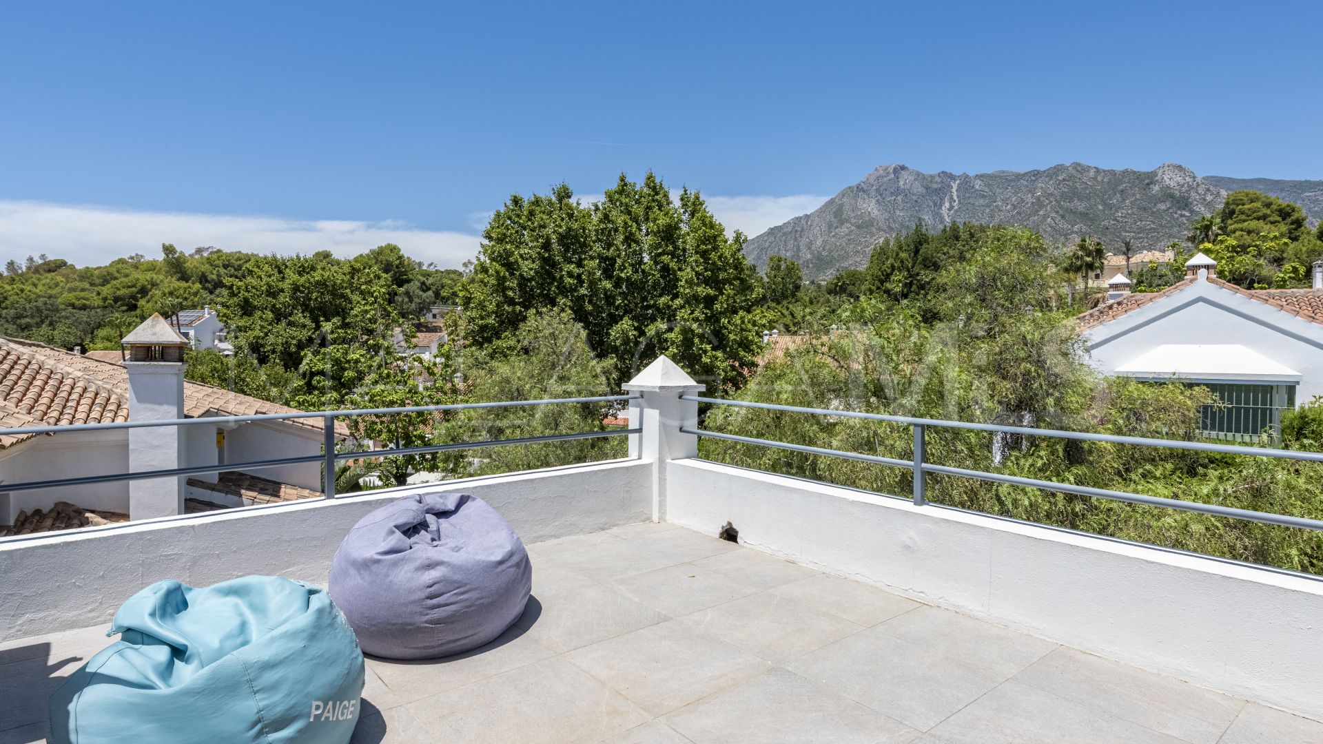 Villa for sale in El Capricho