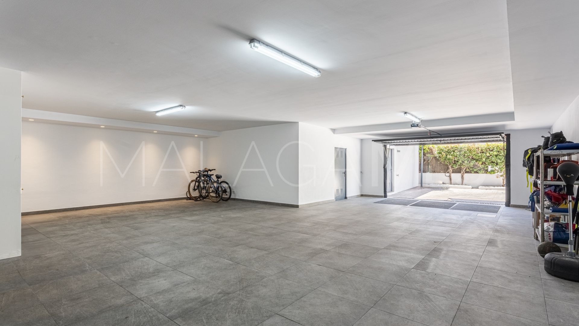 Villa for sale in El Capricho