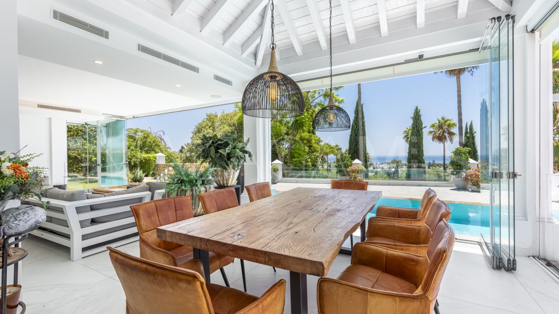 Villa for sale in El Capricho