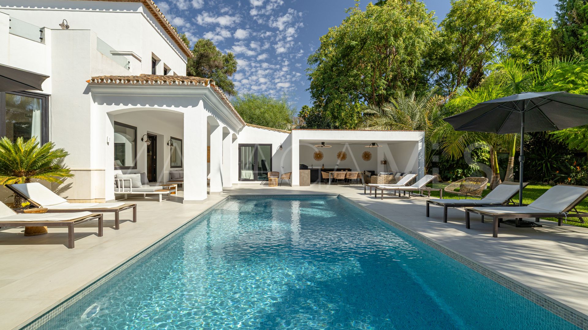 Villa for sale in Paraiso Alto