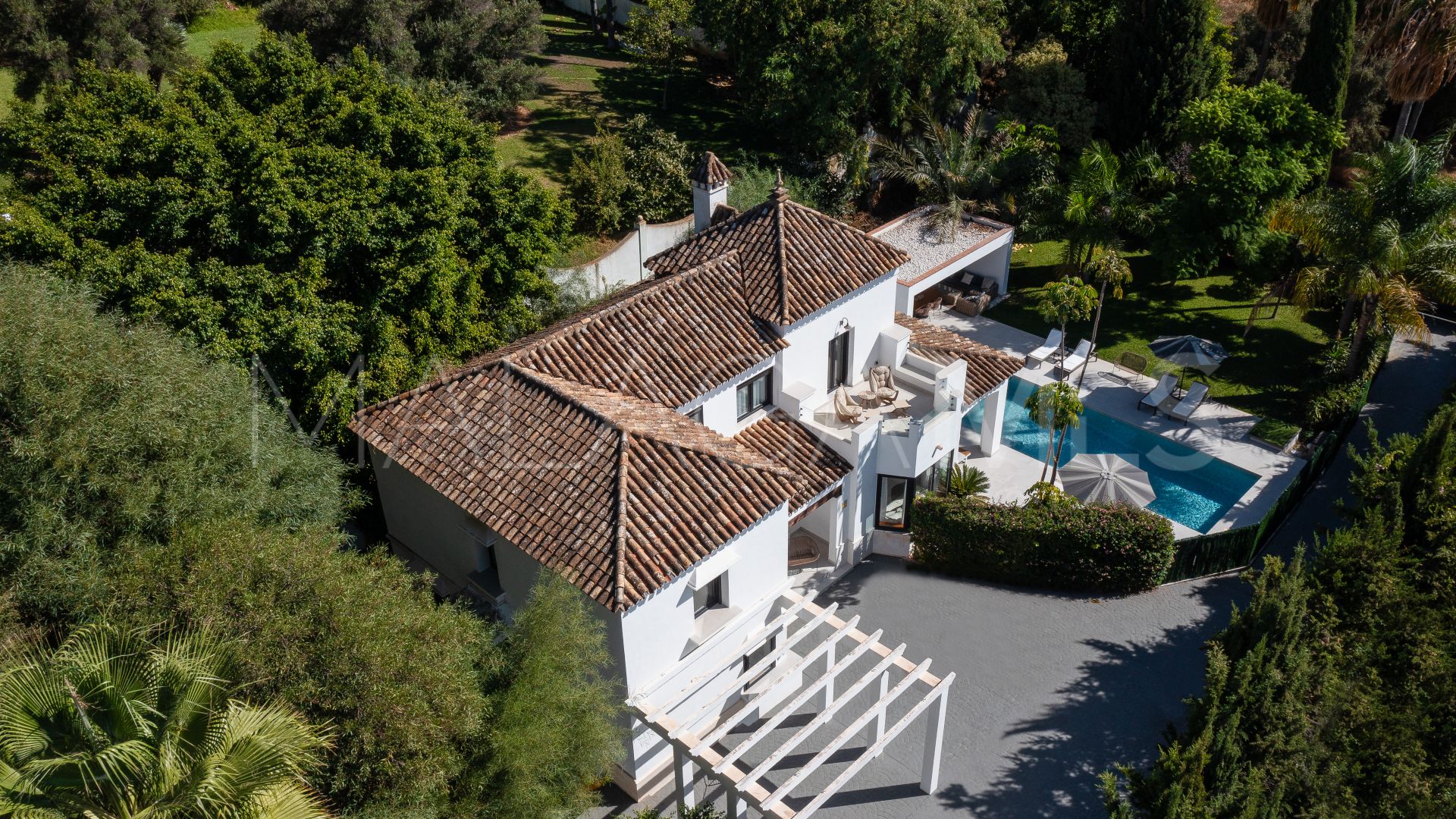 Villa for sale in Paraiso Alto