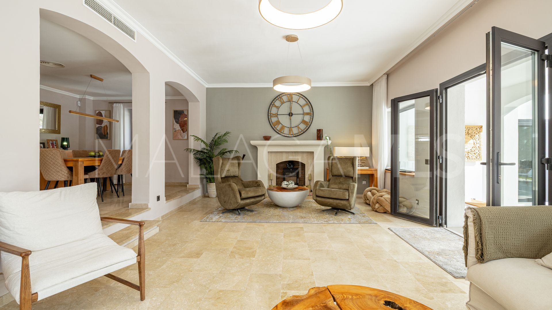 Villa for sale in Paraiso Alto