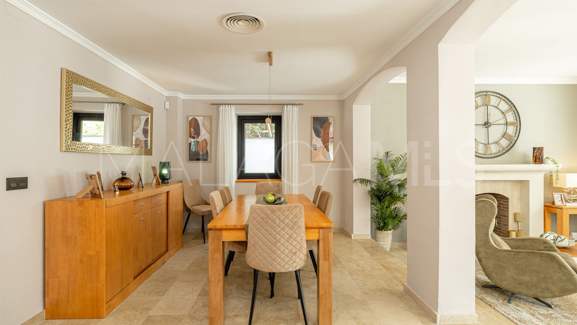 Villa for sale in Paraiso Alto