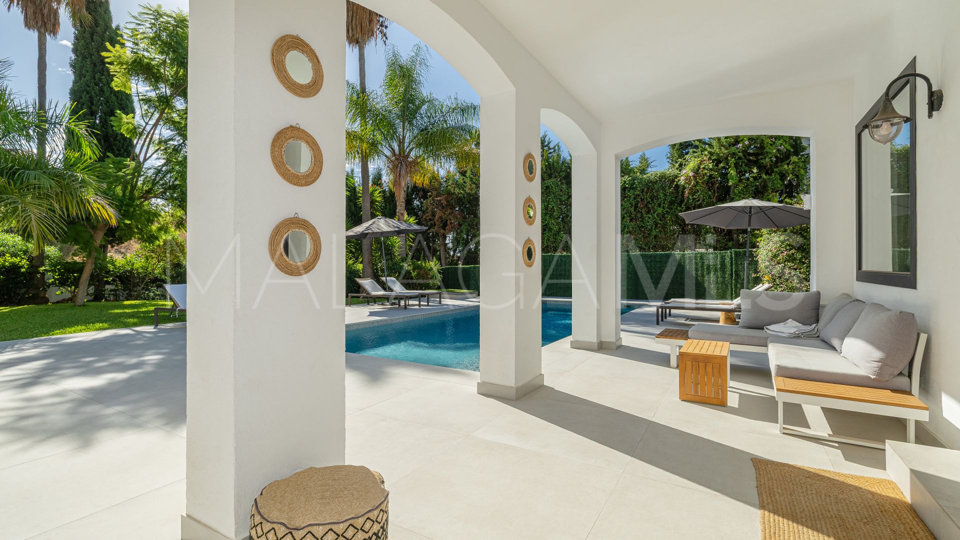 Villa for sale in Paraiso Alto