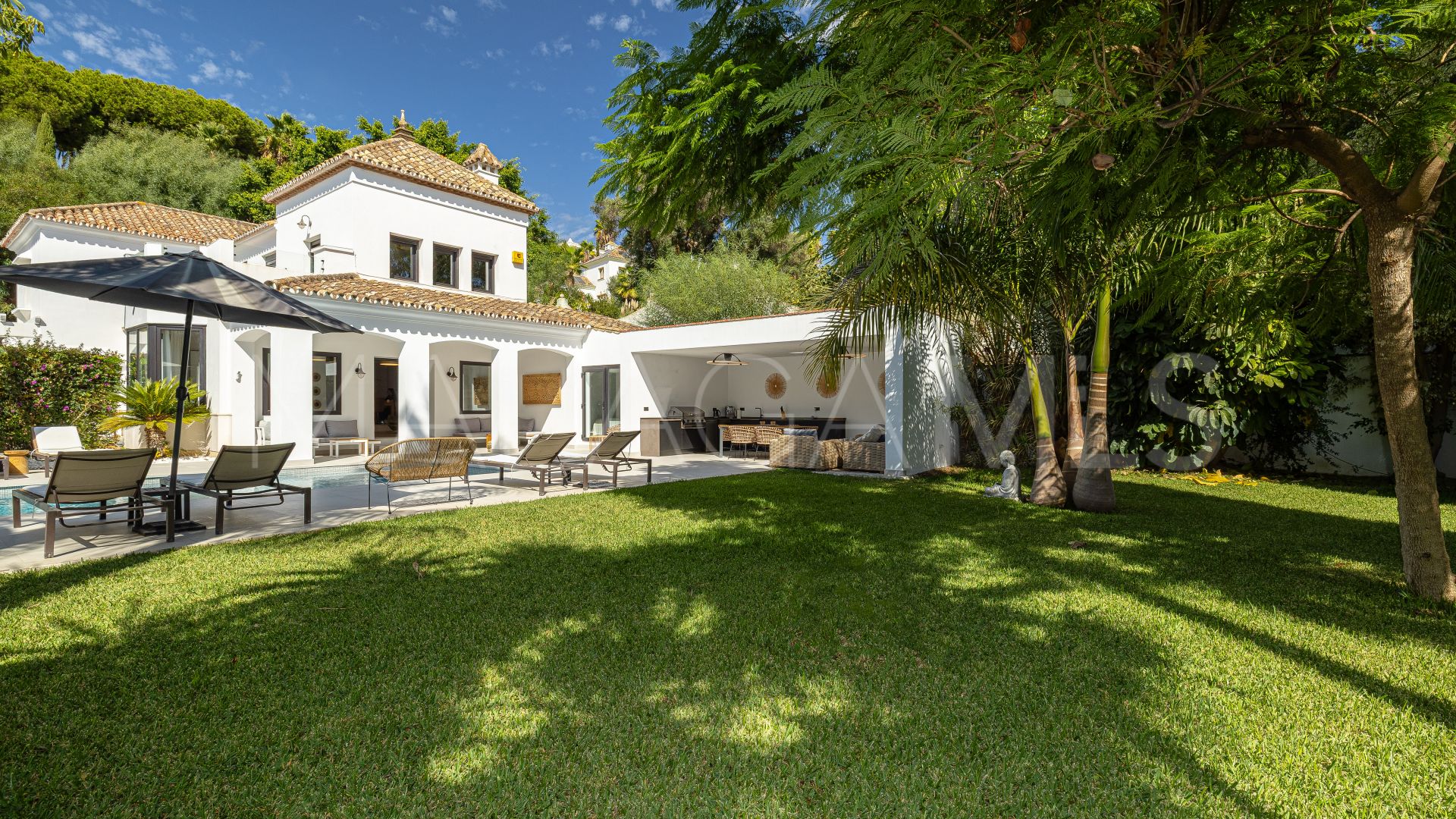 Villa for sale in Paraiso Alto