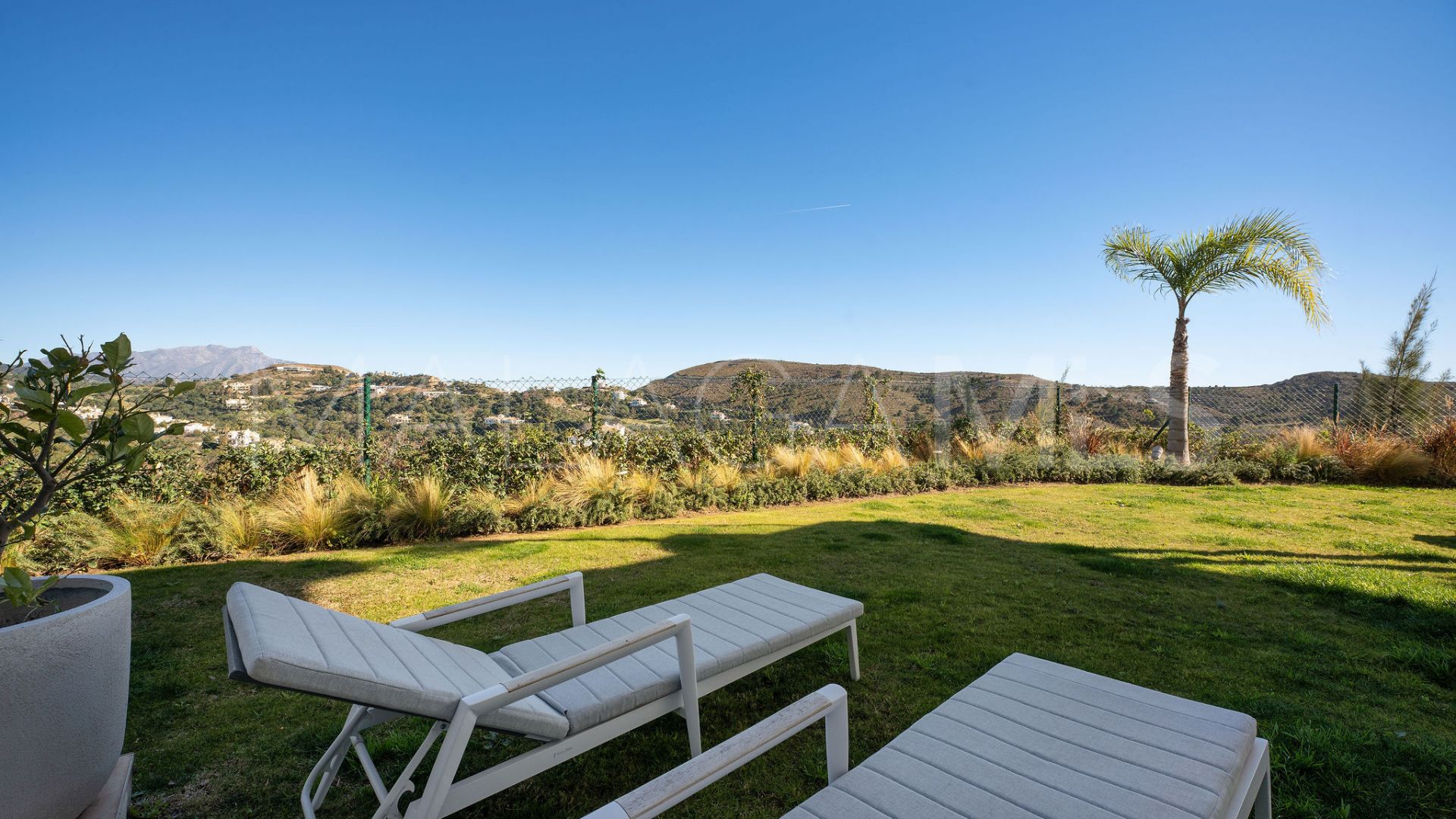 Duplex-wohnung for sale in Marbella Club Hills