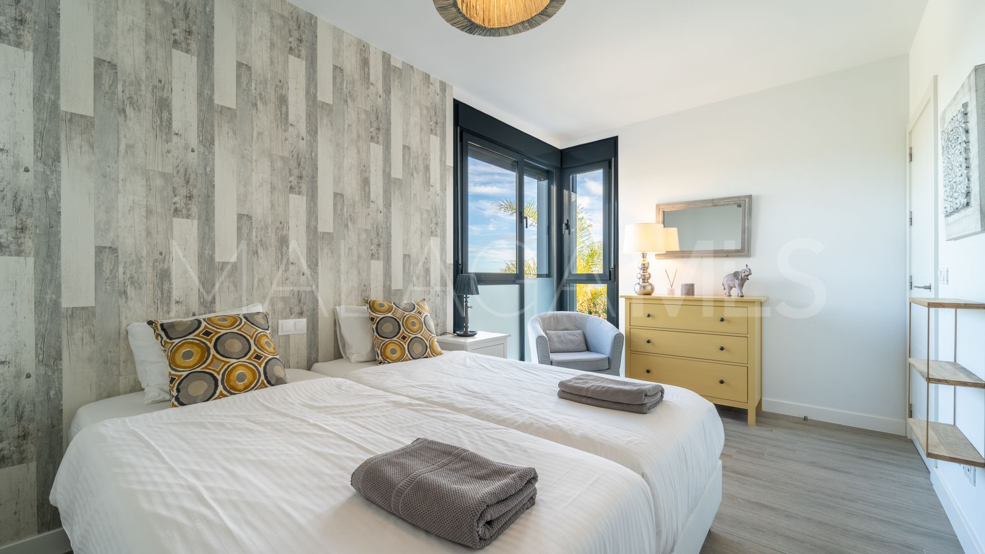 Cabopino villa for sale