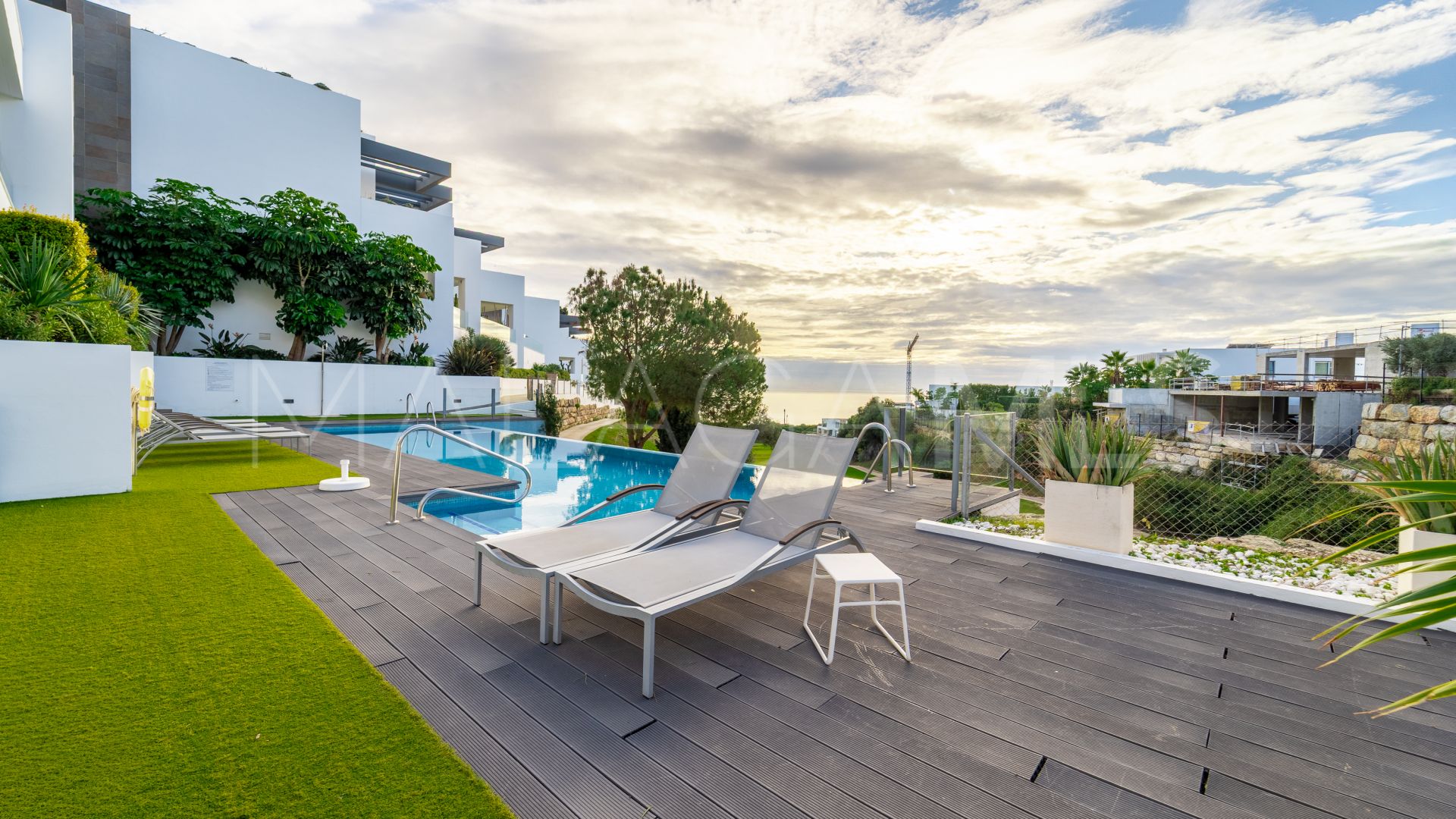 Cabopino villa for sale