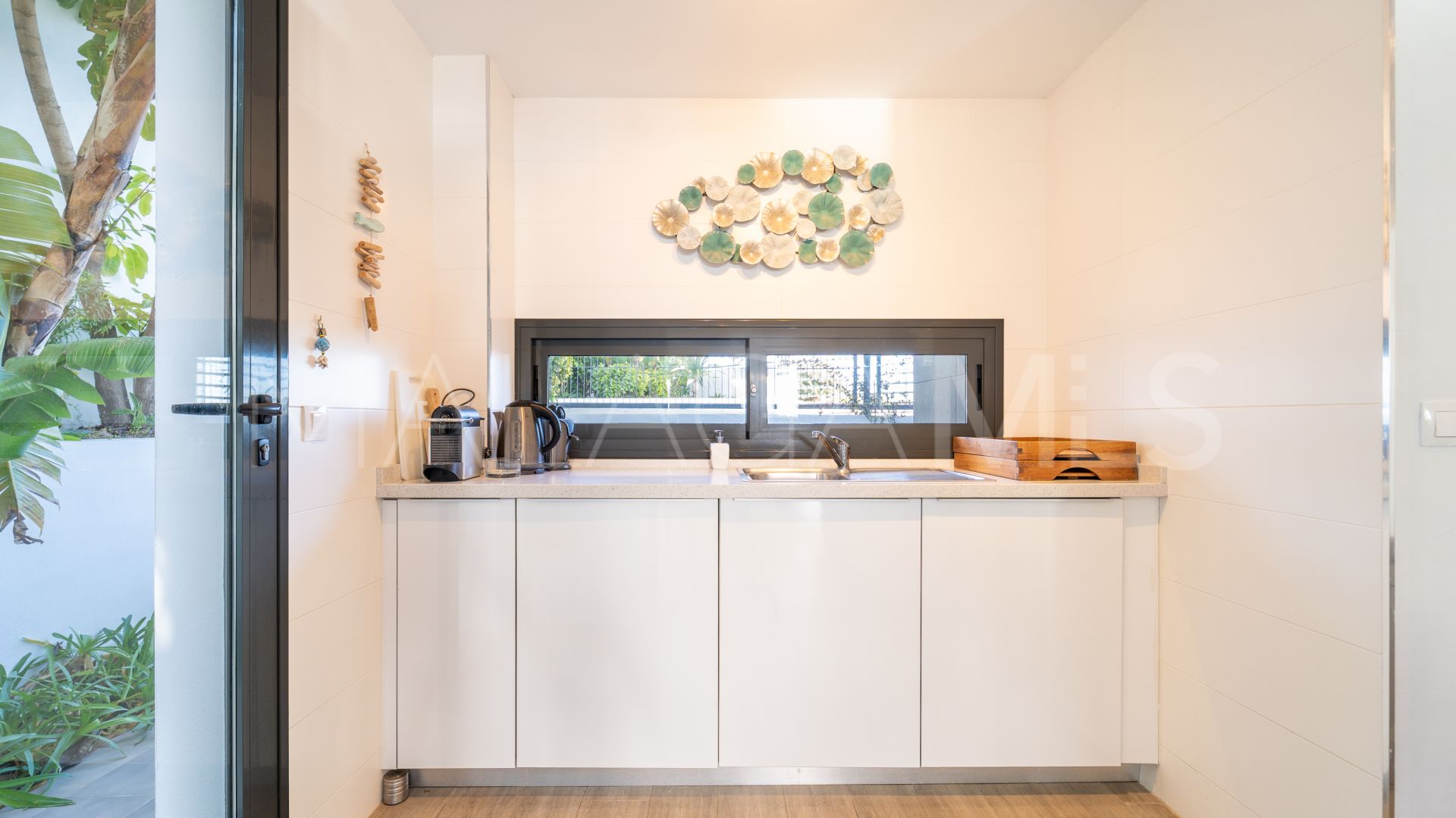 Cabopino villa for sale