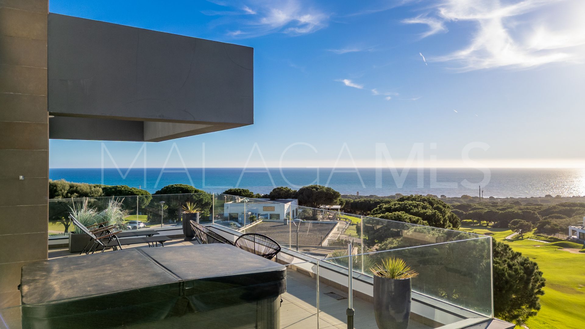 Villa for sale in Cabopino