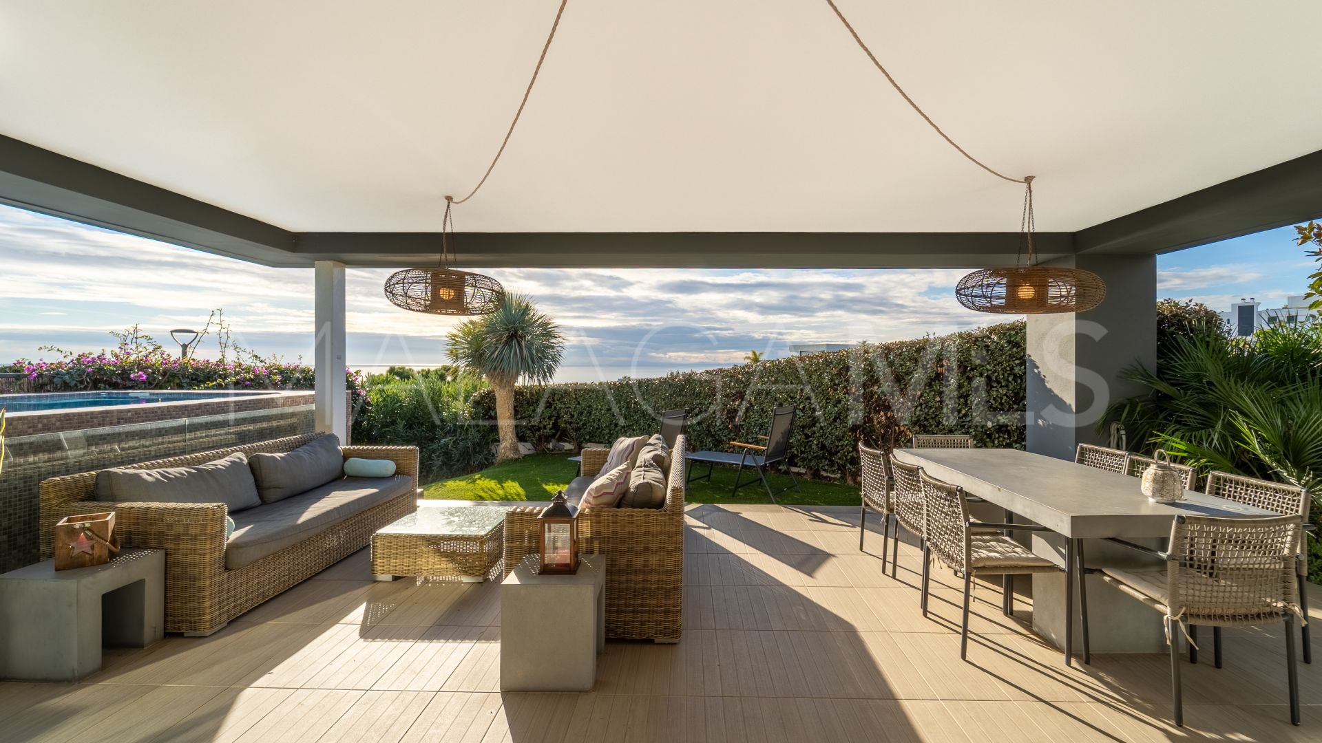 Cabopino villa for sale