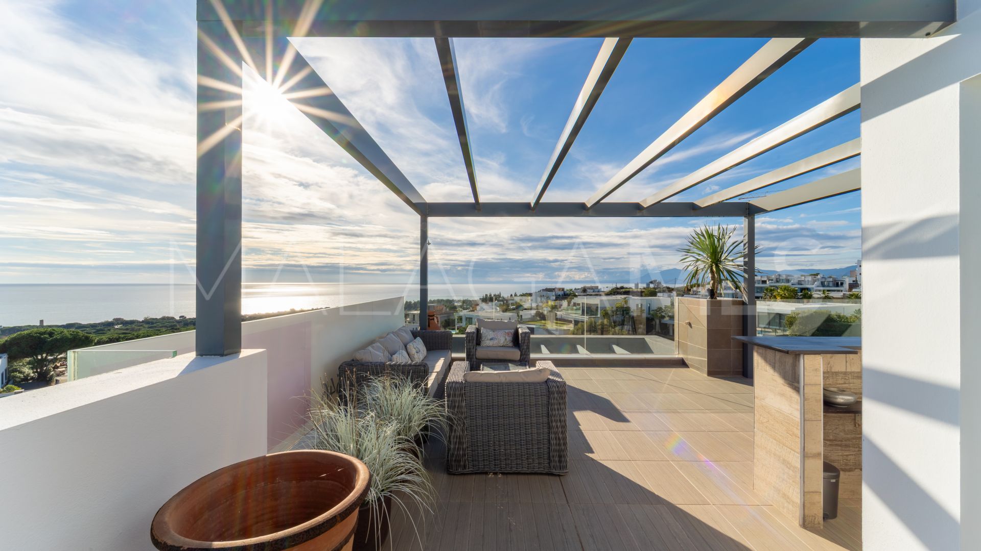 Cabopino villa for sale