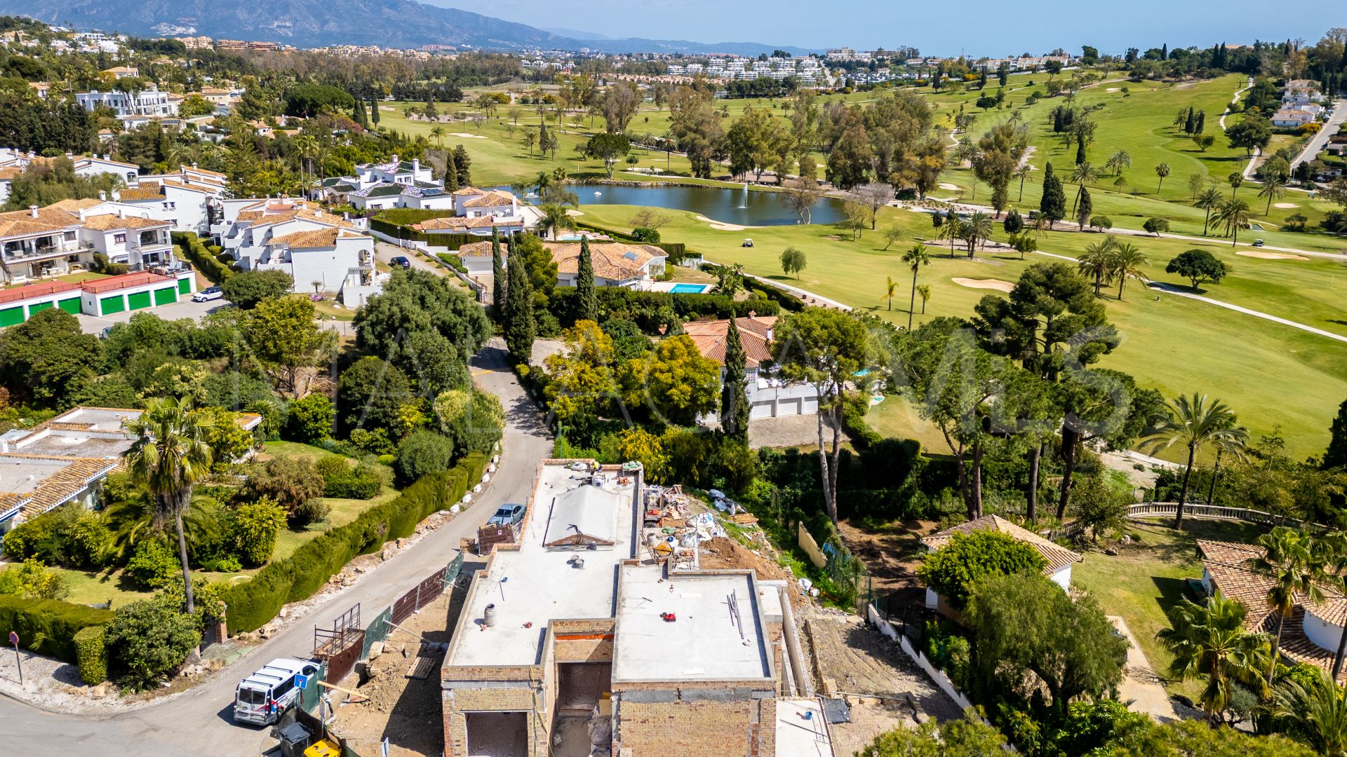 Villa for sale in Paraiso Alto