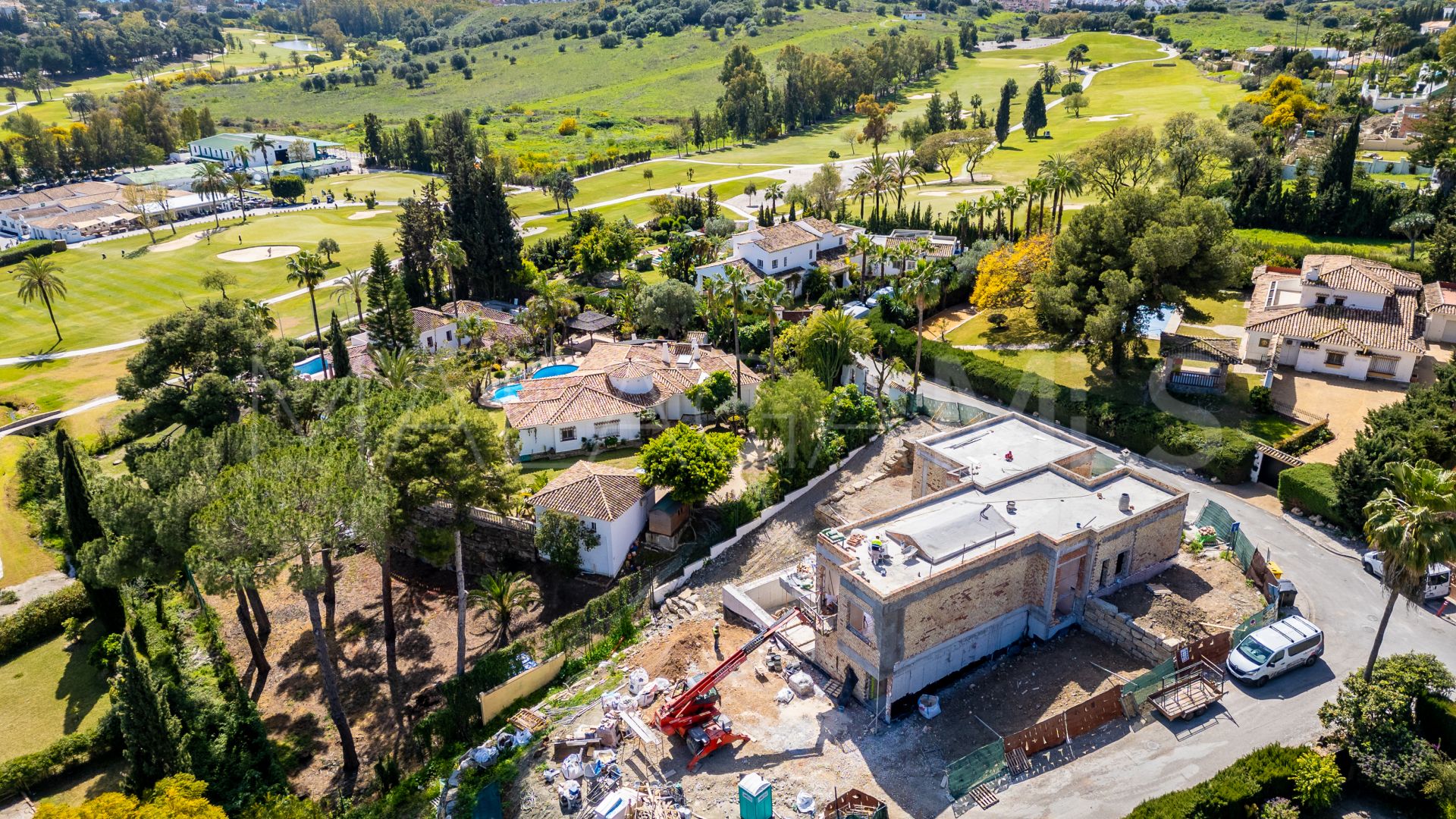 Villa for sale in Paraiso Alto