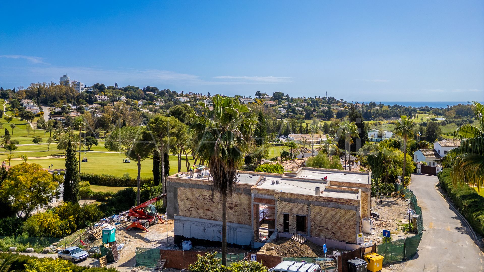 Villa for sale in Paraiso Alto