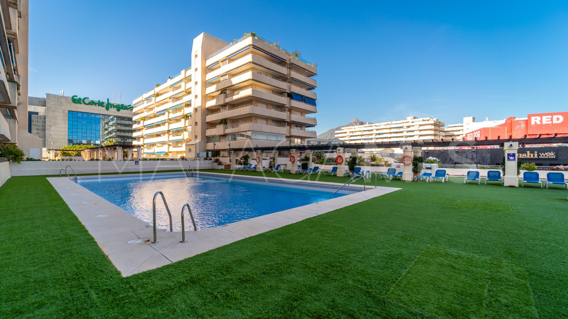 Lägenhet for sale in Marina Banus