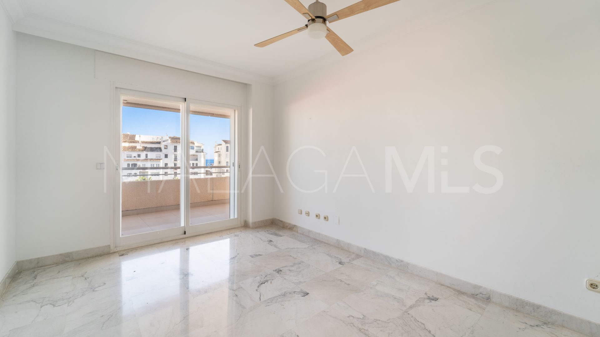 Lägenhet for sale in Marina Banus