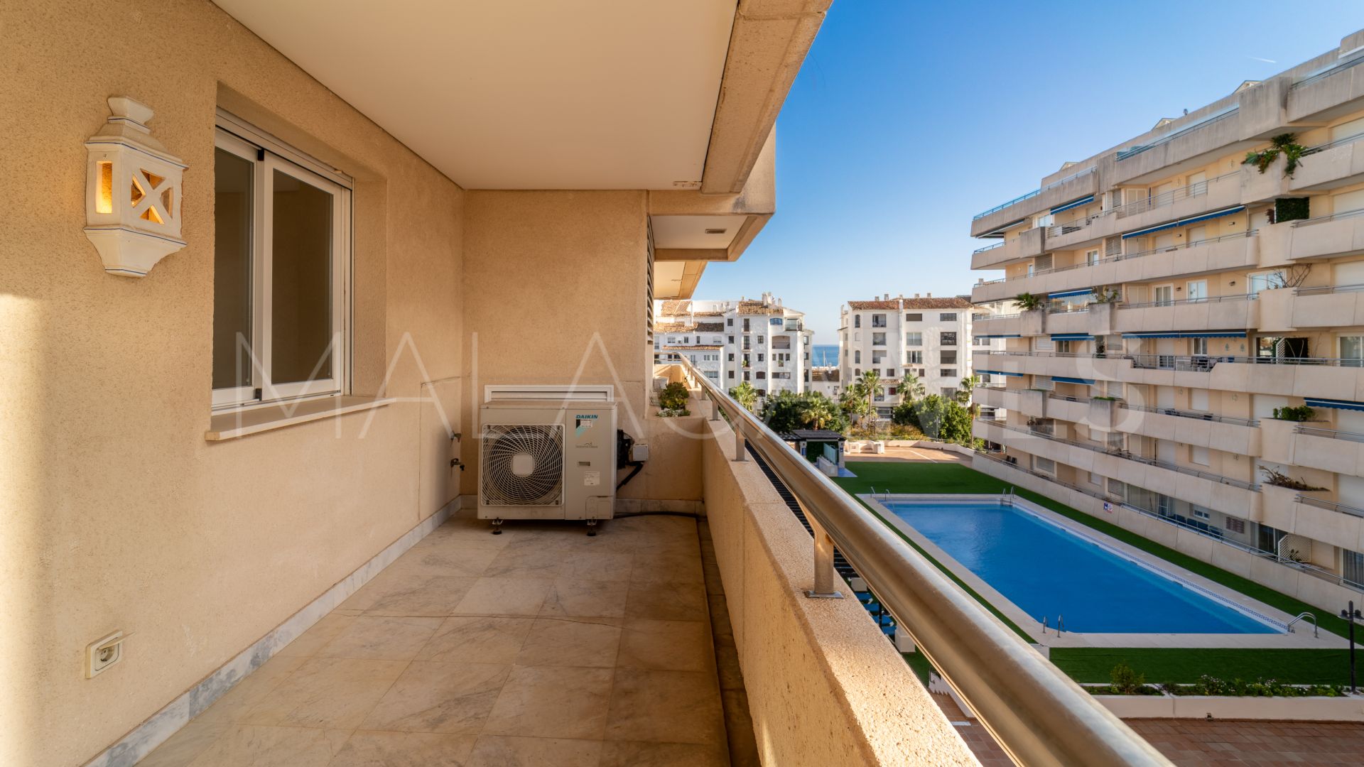 Lägenhet for sale in Marina Banus