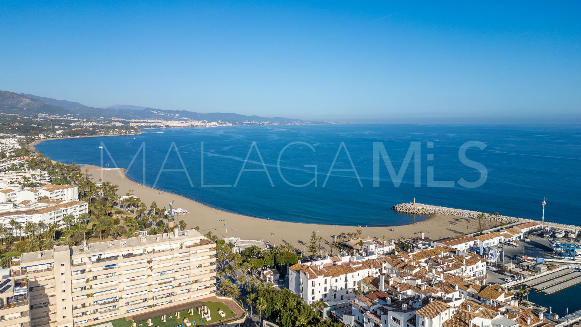 Lägenhet for sale in Marina Banus