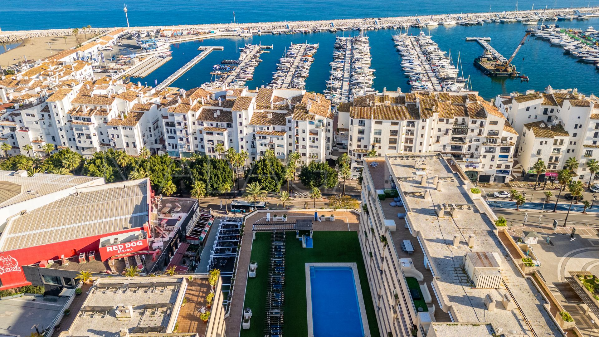 Lägenhet for sale in Marina Banus