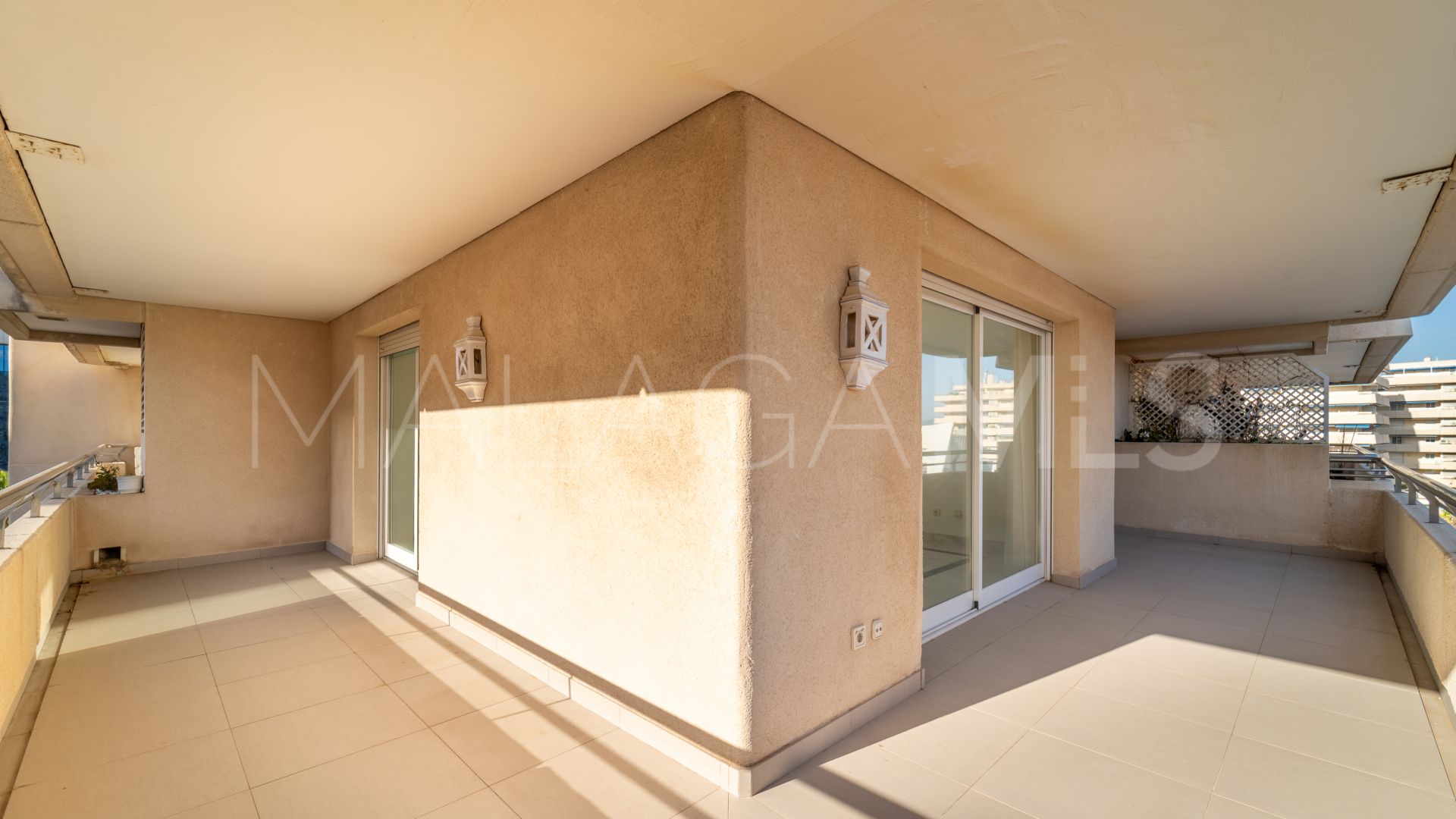 Lägenhet for sale in Marina Banus