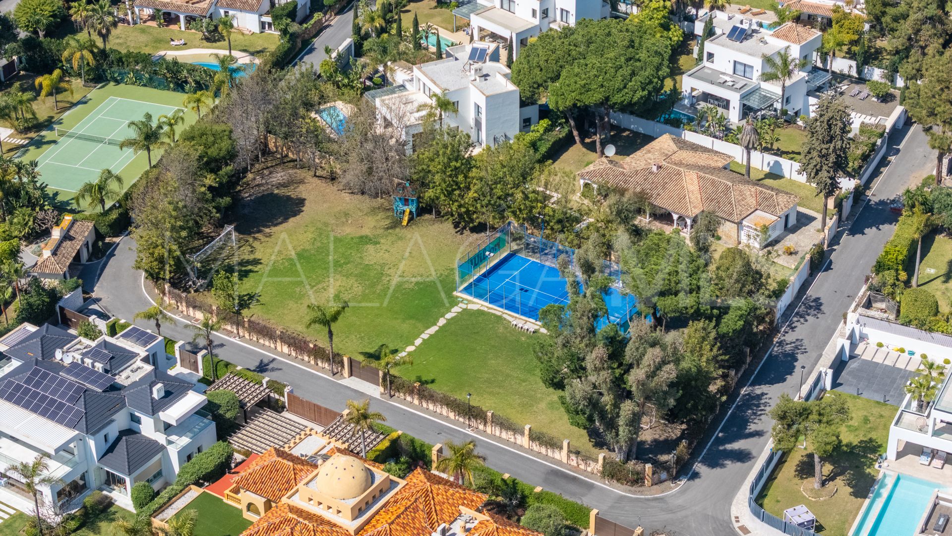 Terrain for sale in Paraiso Barronal