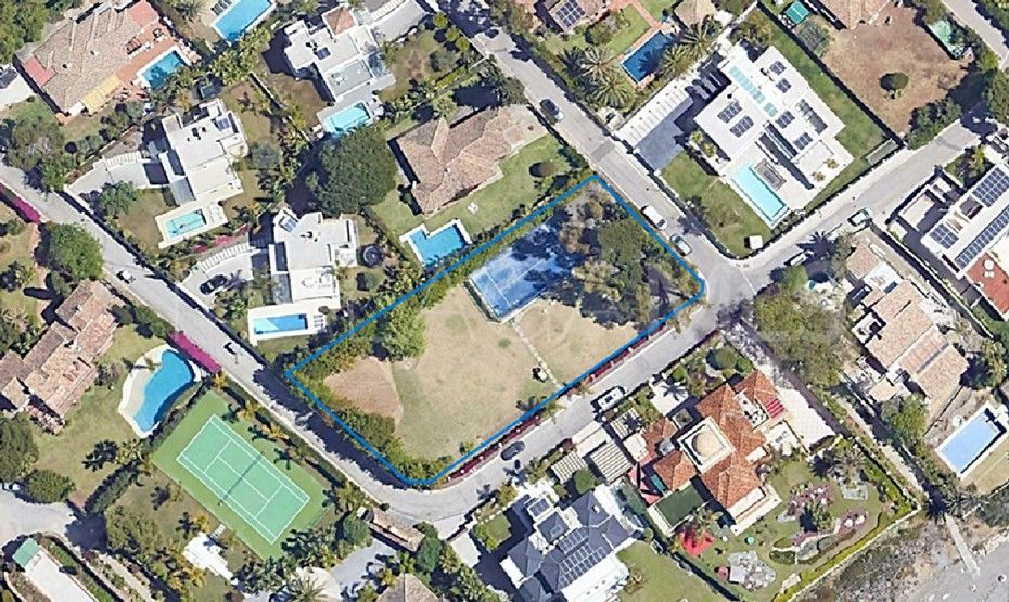 Terrain for sale in Paraiso Barronal