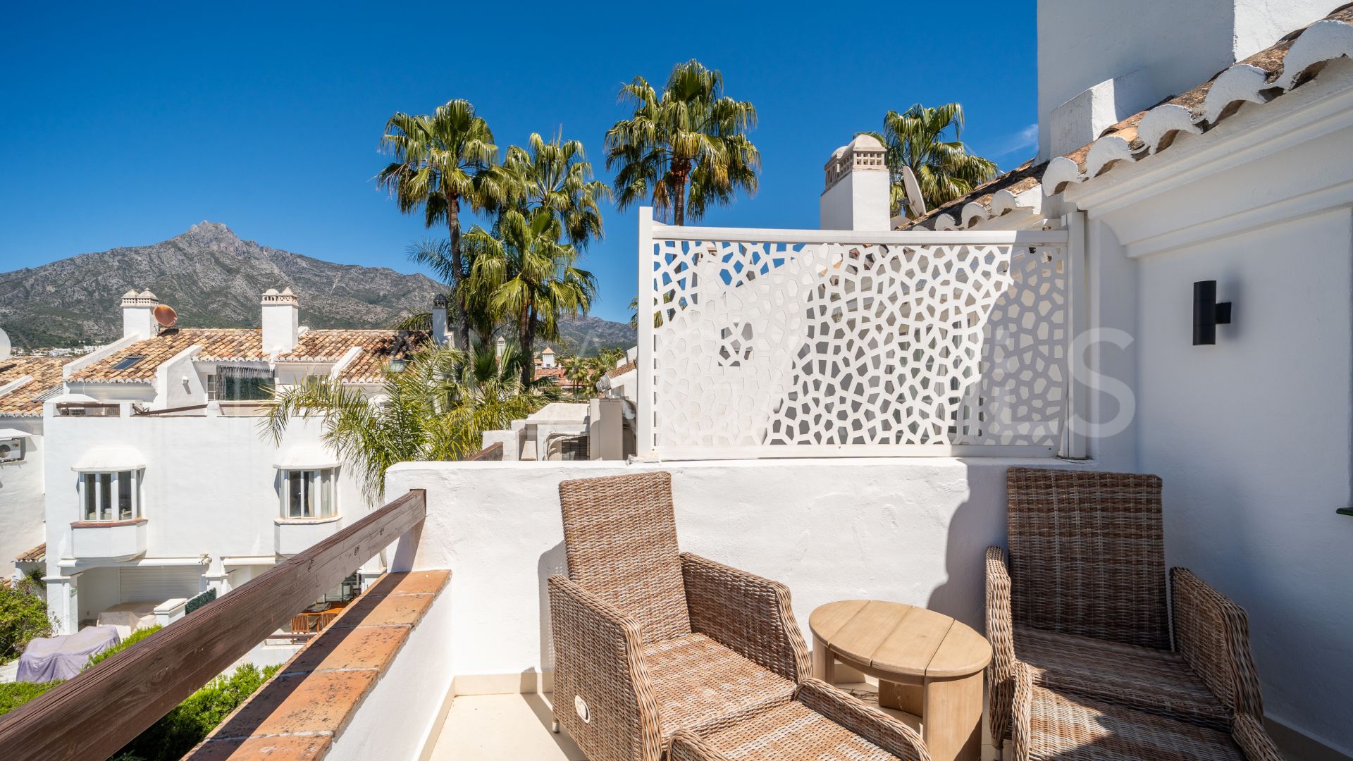 Buy adosado with 3 bedrooms in Arco Iris