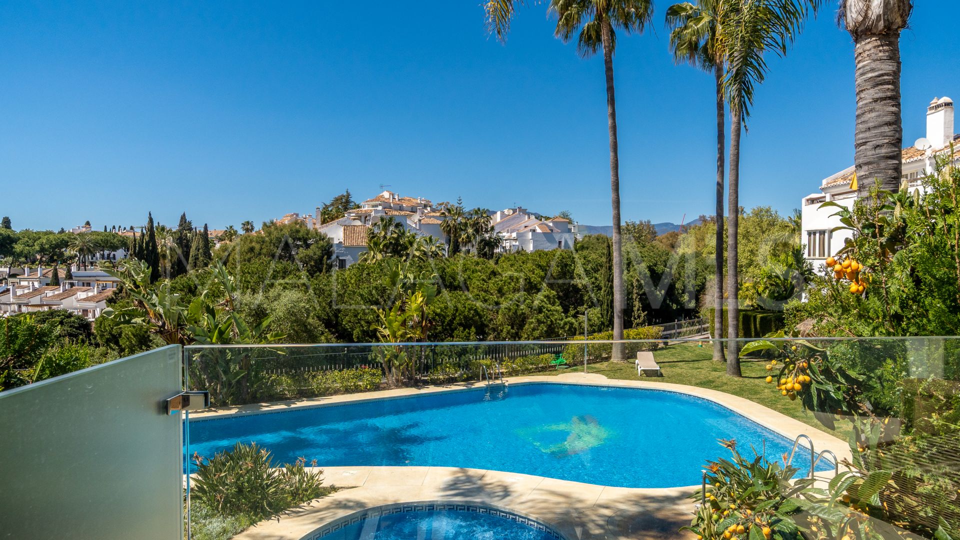 Buy adosado with 3 bedrooms in Arco Iris