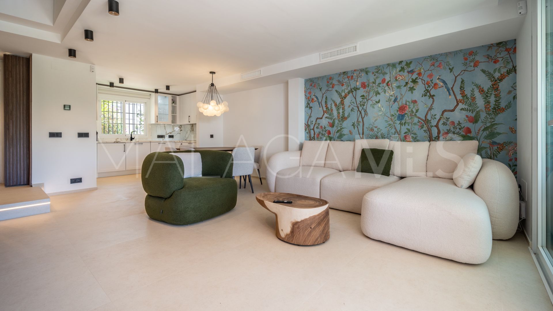 Buy adosado with 3 bedrooms in Arco Iris