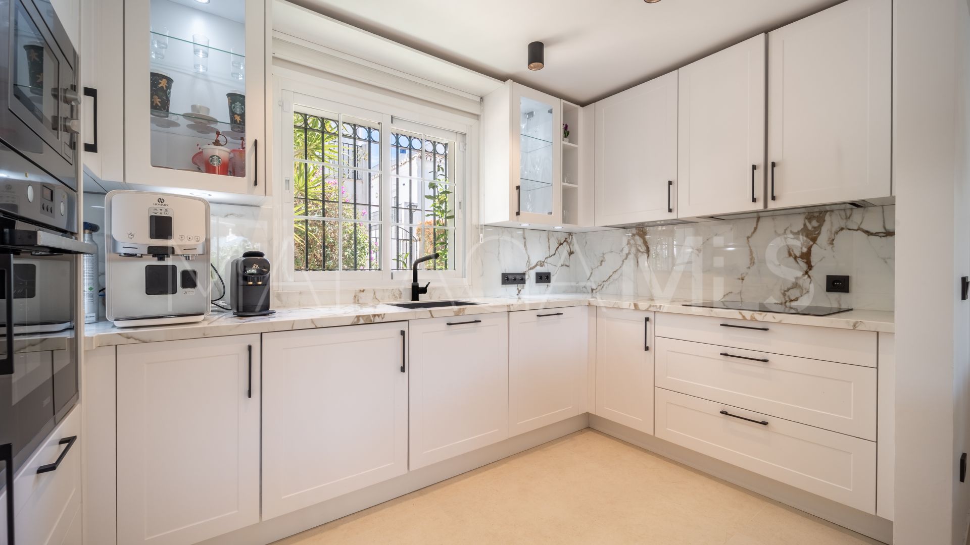Buy adosado with 3 bedrooms in Arco Iris