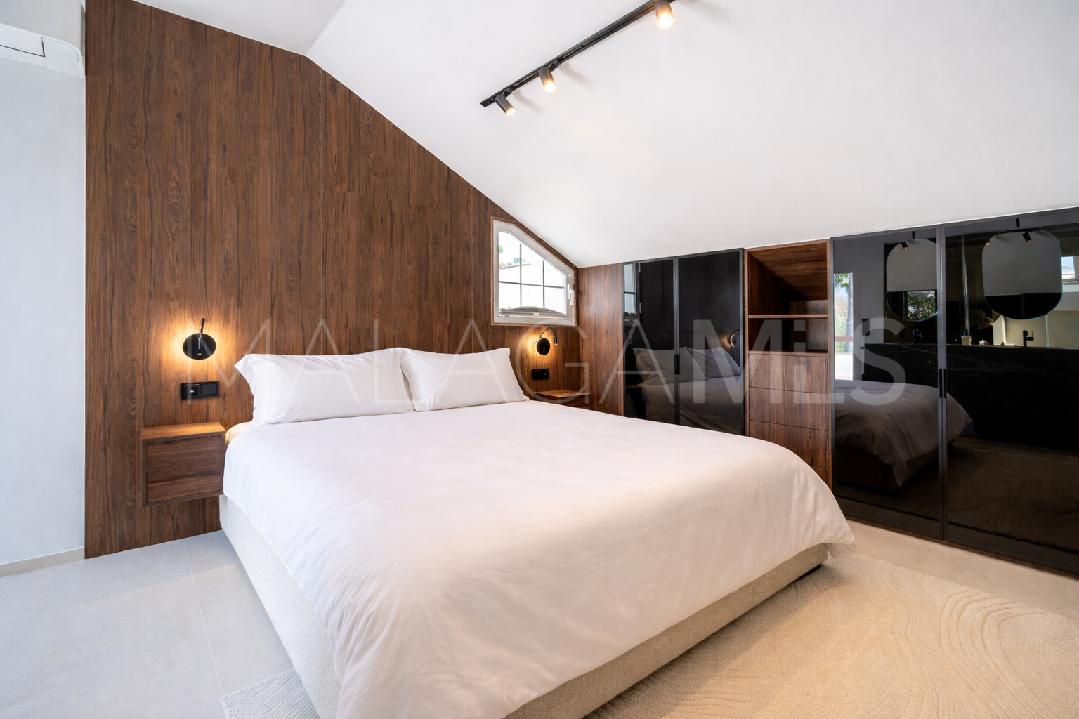 Buy adosado with 3 bedrooms in Arco Iris