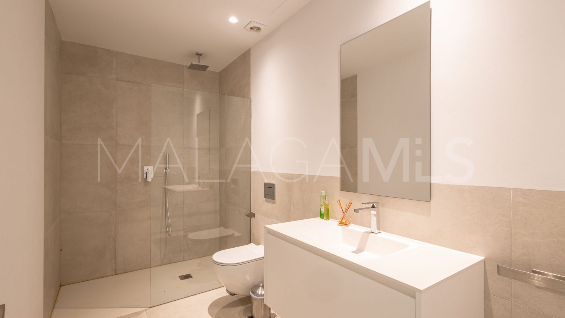 Villa for sale in Belfry