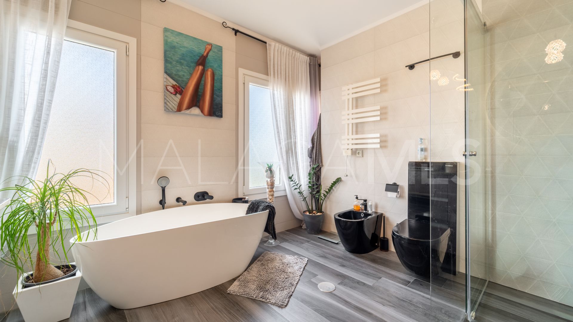 Appartement terrasse for sale in Elviria Hills