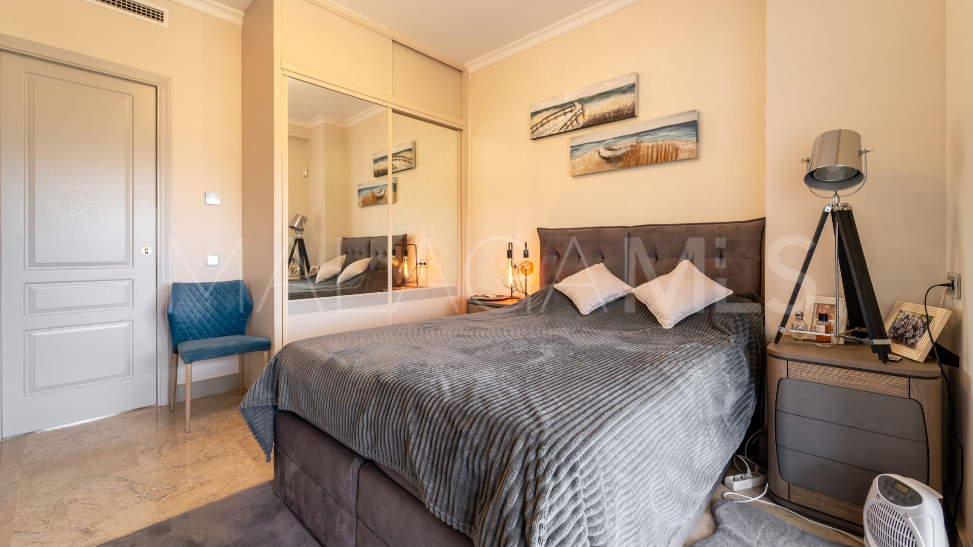 Appartement terrasse for sale in Elviria Hills