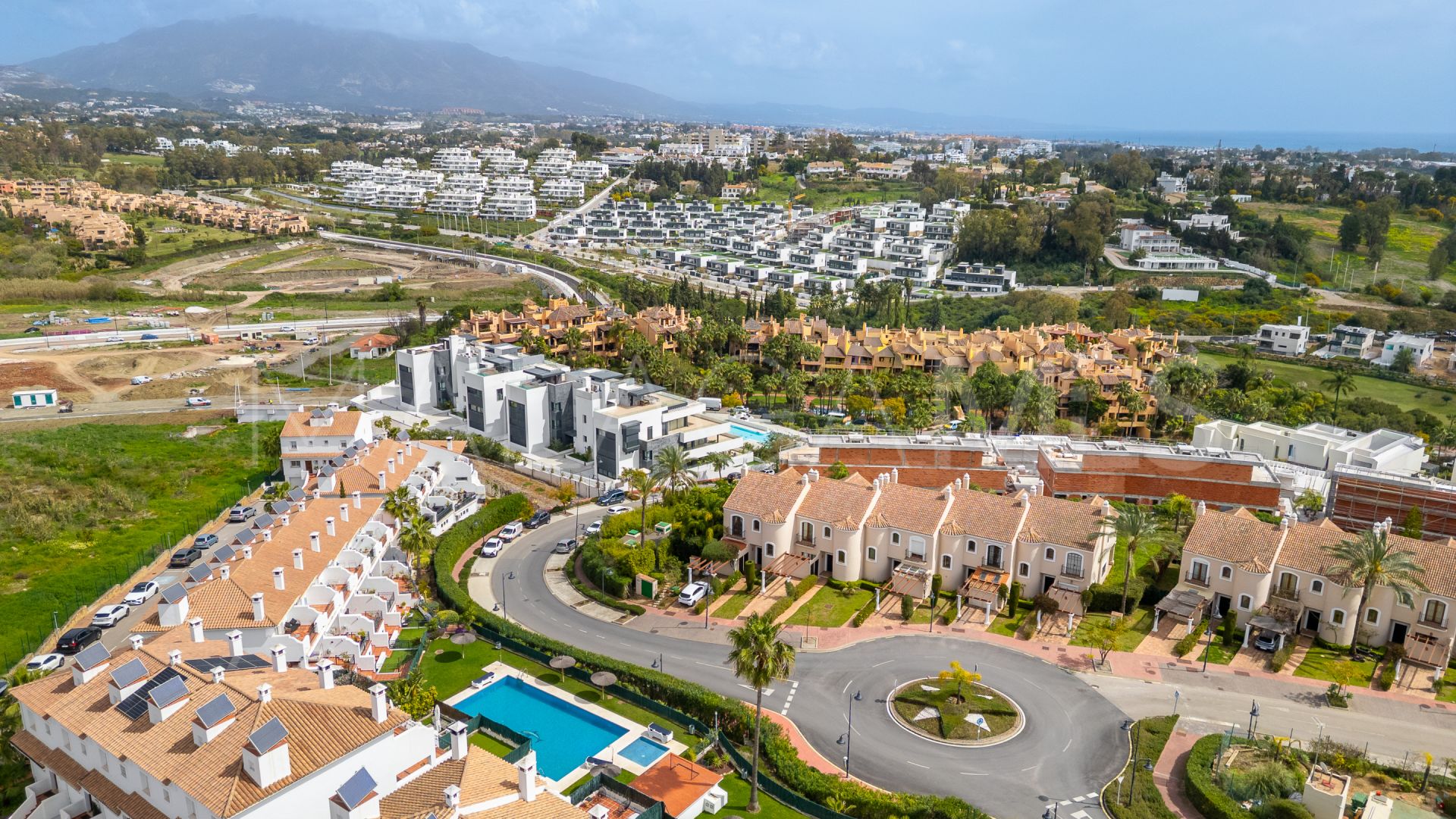 Maison de ville for sale in Paraiso Green