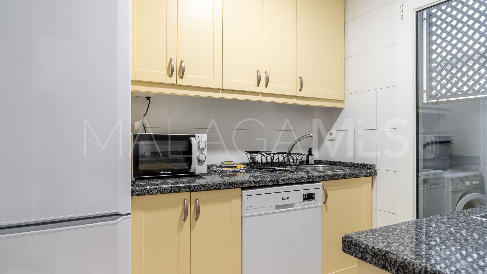 Buy apartment in Playa Rocio with 2 bedrooms