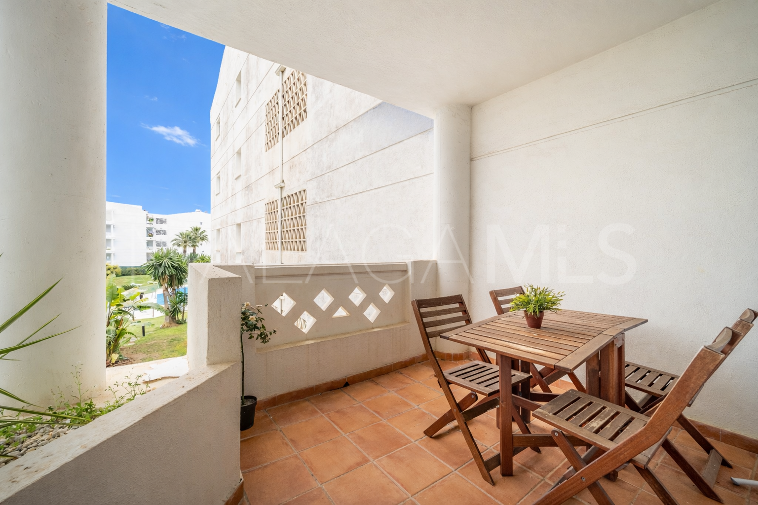 Buy apartment in Playa Rocio with 2 bedrooms