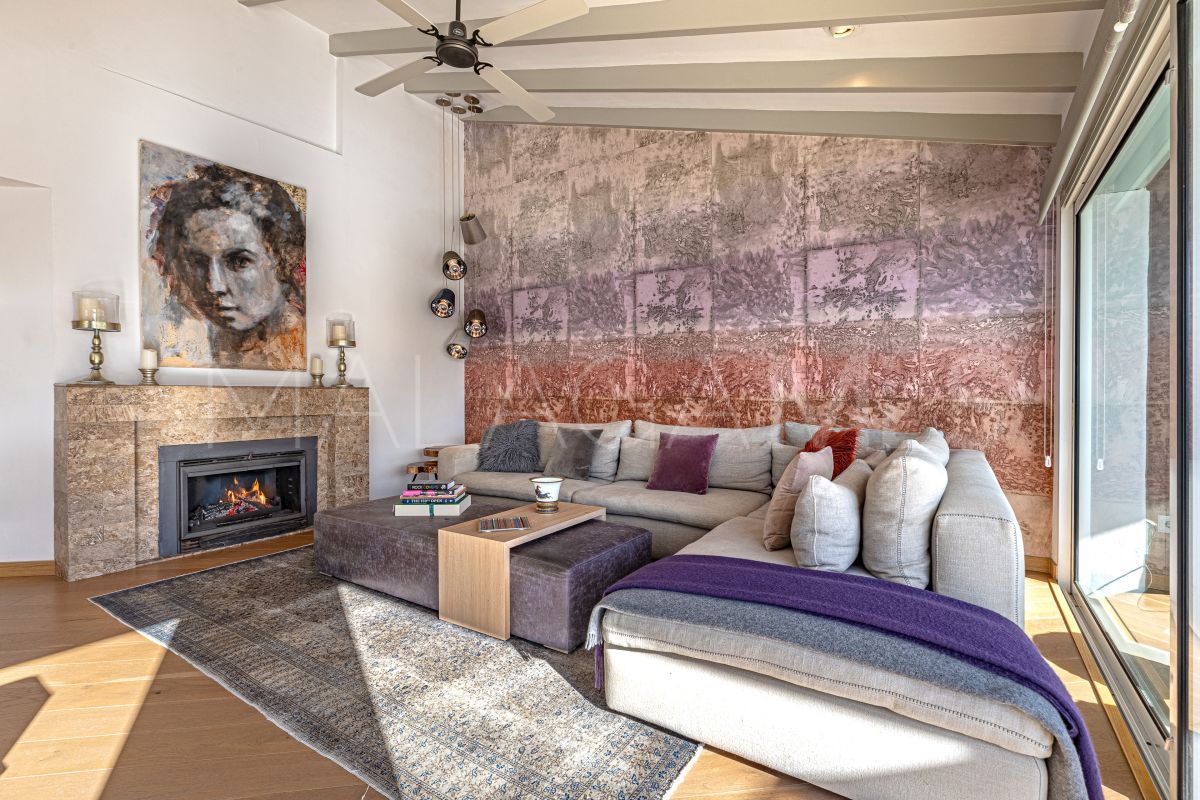 Villa for sale in Las Chapas