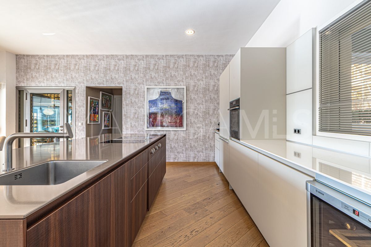 Villa for sale in Las Chapas