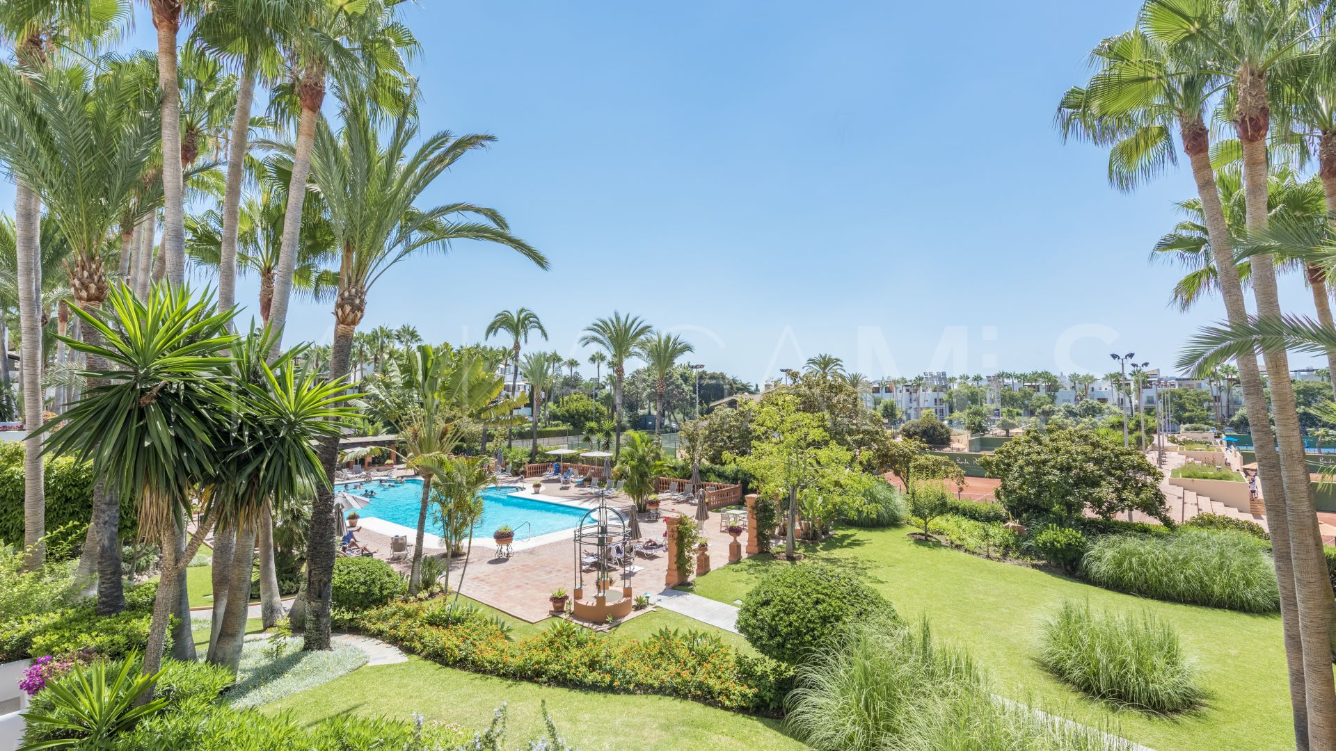 4 bedrooms Marina Puente Romano duplex penthouse for sale