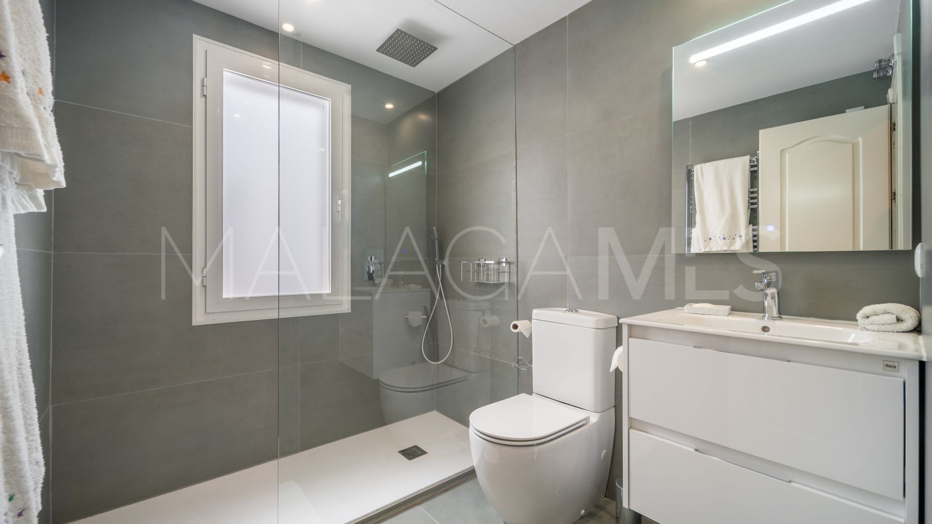 4 bedrooms Marina Puente Romano duplex penthouse for sale