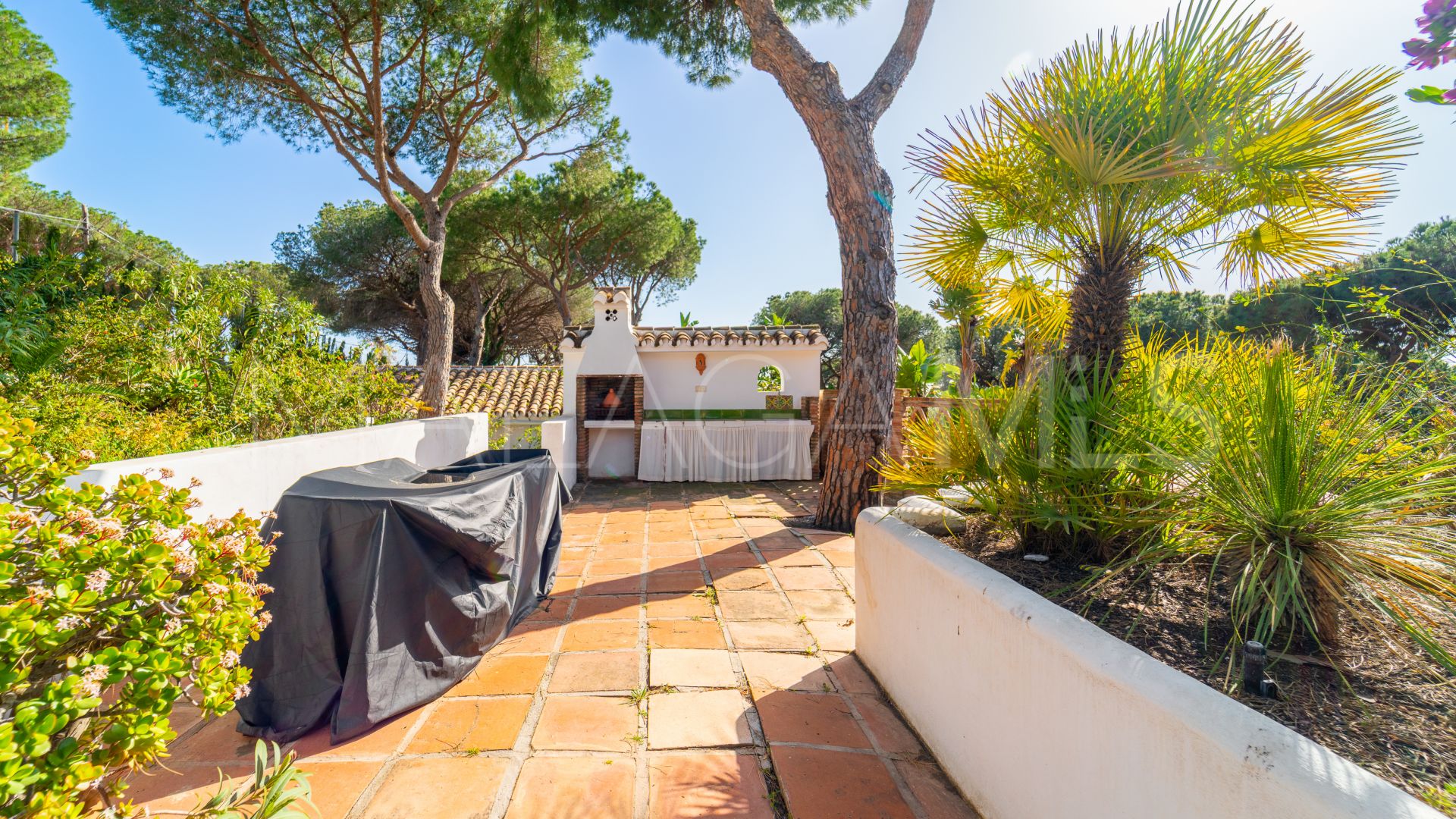 Villa for sale in Cerrado de Elviria