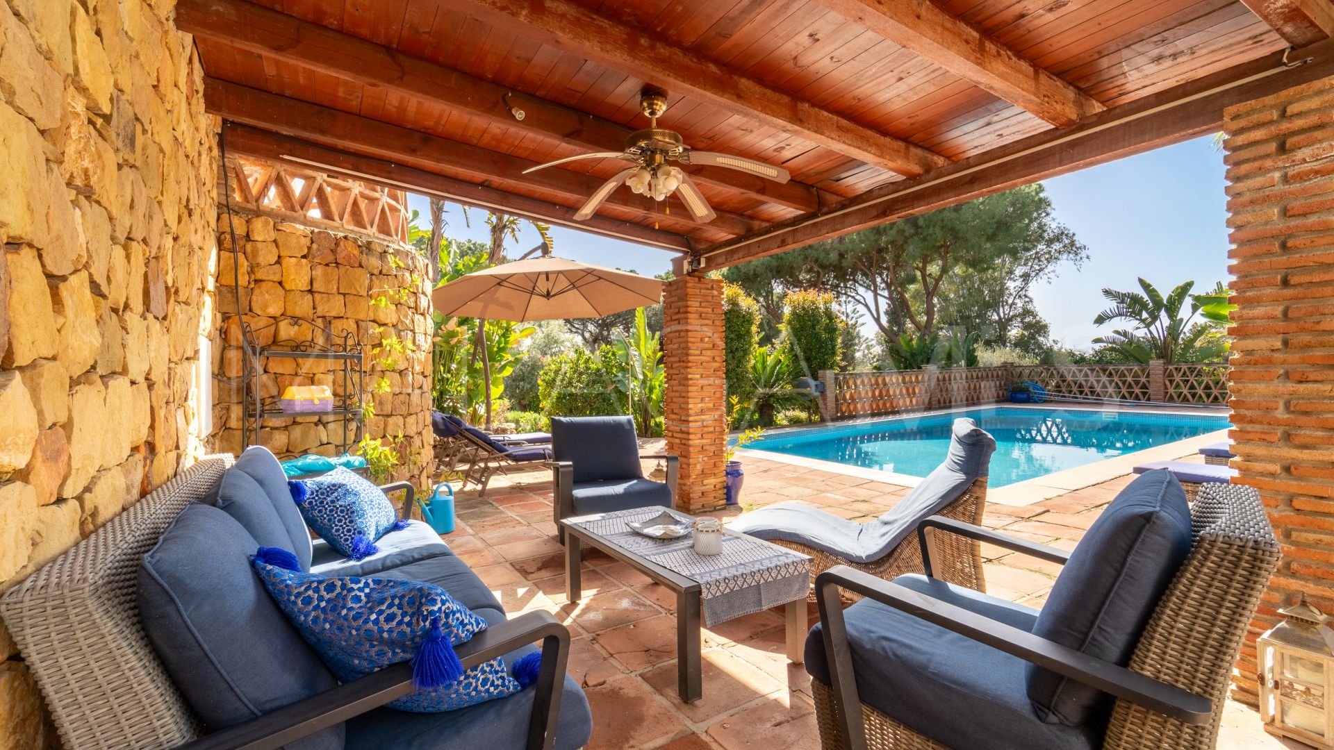 Villa for sale in Cerrado de Elviria