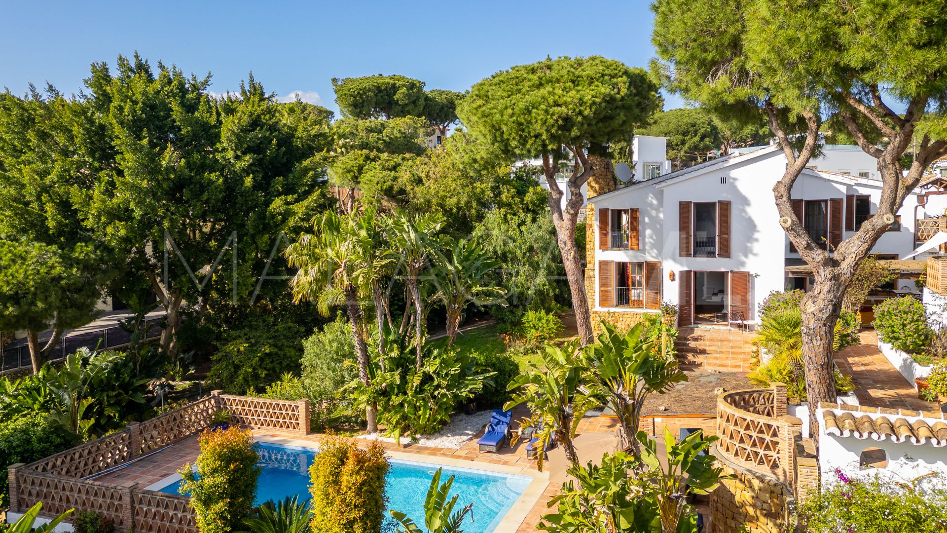 Villa for sale in Cerrado de Elviria