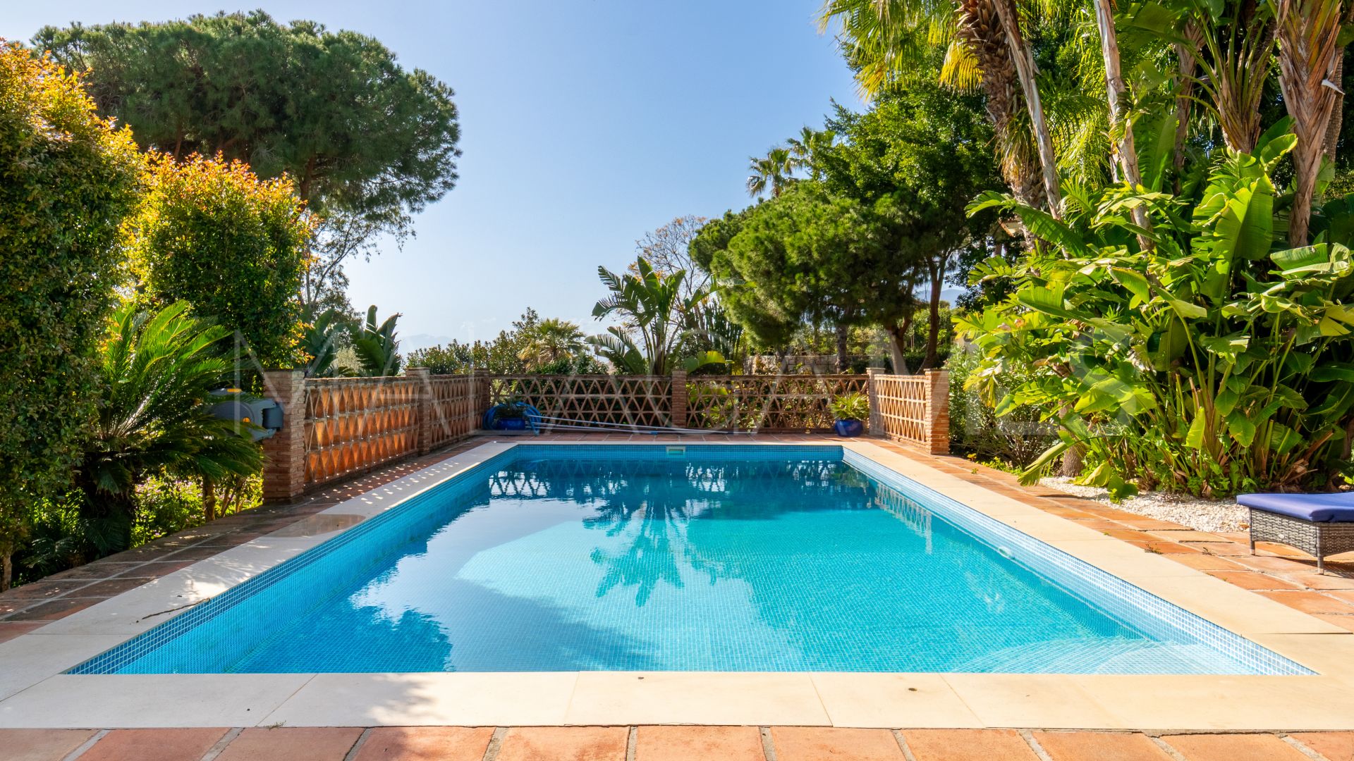 Villa for sale in Cerrado de Elviria