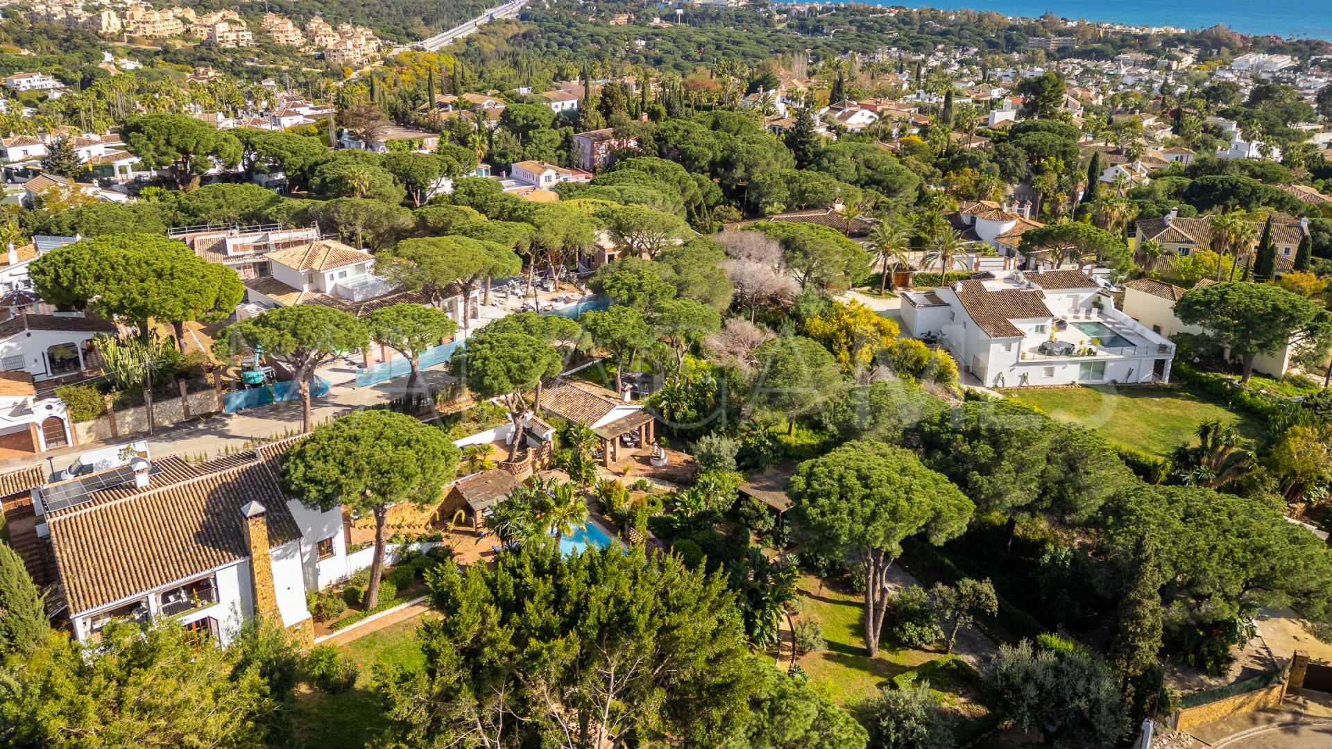 Villa for sale in Cerrado de Elviria