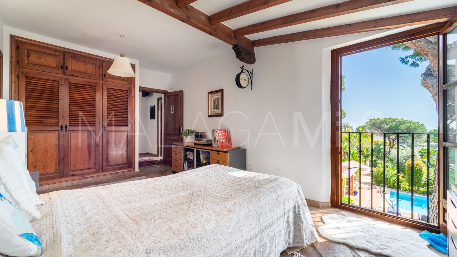 Villa for sale in Cerrado de Elviria